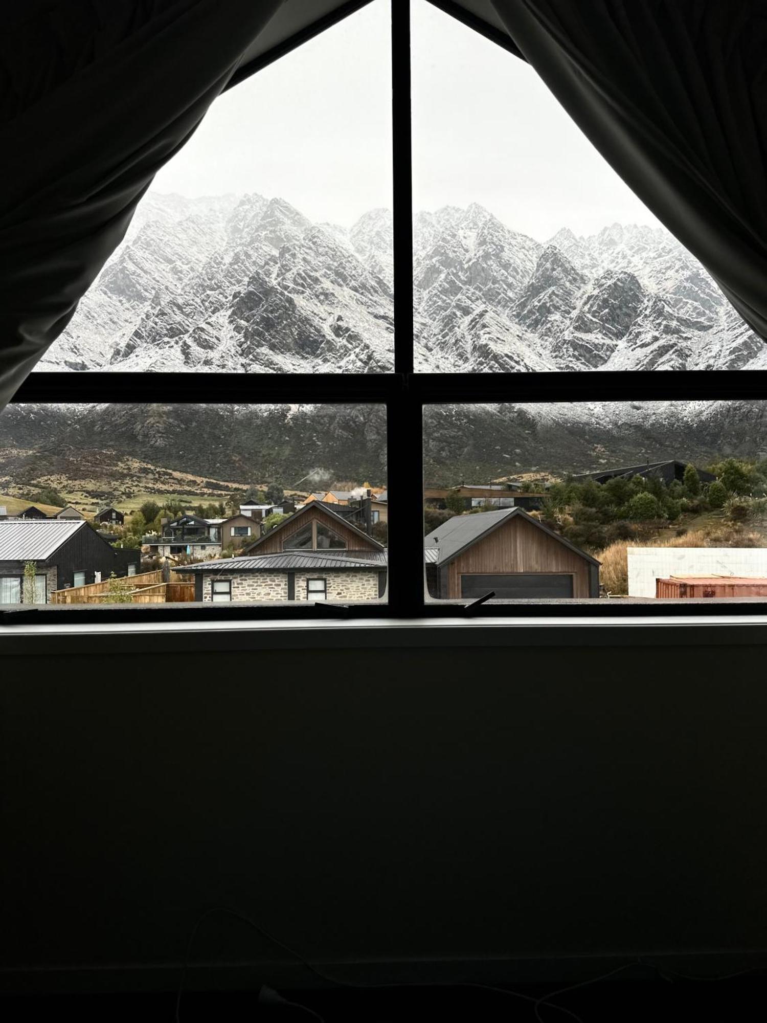 Remarkable View With Hot Tub Frankton Buitenkant foto